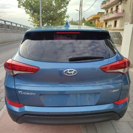 Hyundai Tucson viti 2015 full option, automat, 1.7 nafte, navi, 14700 €