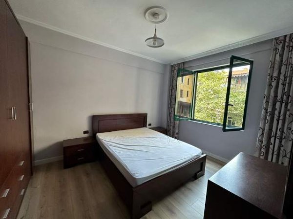 Tirane, shitet apartament 2+1+BLK Kati 3, 100 m² 200.000 Euro (Rruga Ismail Qemali)