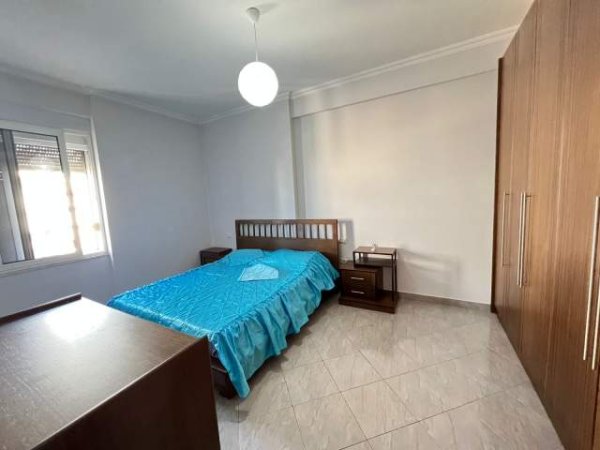Tirane, jepet me qera apartament Kati 6, 110 m² 400 Euro (Teodor Keko)