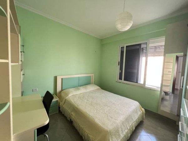 Tirane, jepet me qera apartament Kati 6, 110 m² 400 Euro (Teodor Keko)