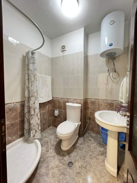 Tirane, jepet me qera apartament Kati 6, 110 m² 400 Euro (Teodor Keko)