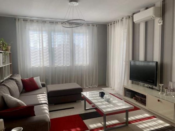 Tirane, shes apartament 2+1+A+BLK Kati 3, 95 m² 200.000 Euro (Liqeni i Thate rr, Hamdi Sina)