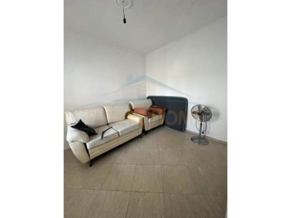 Tirane, jepet me qera shtepi 1 Katshe Kati 1, 170 m² 350 Euro (Allias)