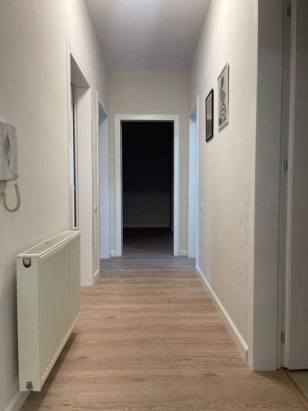 Tirane, jepet me qera apartament 3+1+BLK Kati 3, 125 m² 850 Euro