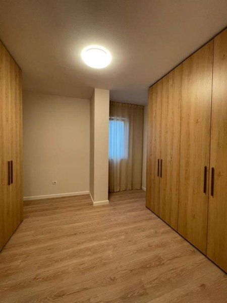 Tirane, jepet me qera apartament 3+1+BLK Kati 3, 125 m² 850 Euro