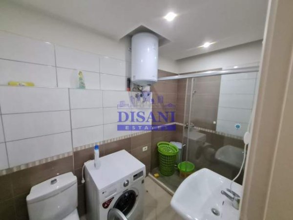 Tirane, jepet me qera apartament Kati 9, 130 m² 900 Euro (Rruga Panorama)