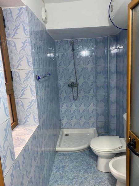 Tirane, jepet me qera apartament 2+1+BLK Kati 3, 71 m² 400 Euro (Rruga Kongresi i Manastirit)