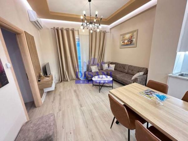 Tirane, Shitet apartament 65 m² 120.000 Euro (Hamdi Sina)