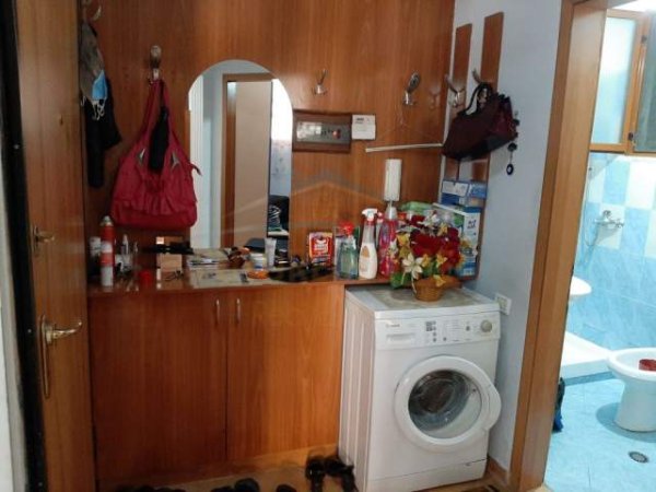 Tirane, shitet apartament Kati 0, 71 m² 95.000 Euro (5 maji)