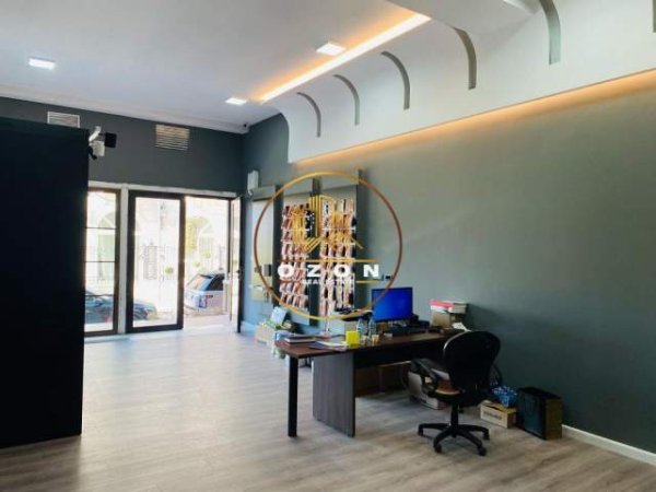 Tirane, jepet me qera ambjent biznesi Kati 0, 102 m² 650 Euro (Kopshti Botanik)
