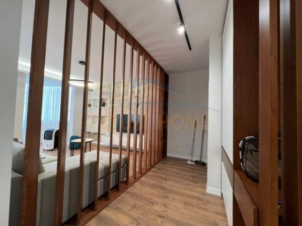 Tirane, jepet me qera apartament Kati 1, 110 m² 800 Euro (Kodra e Diellit)