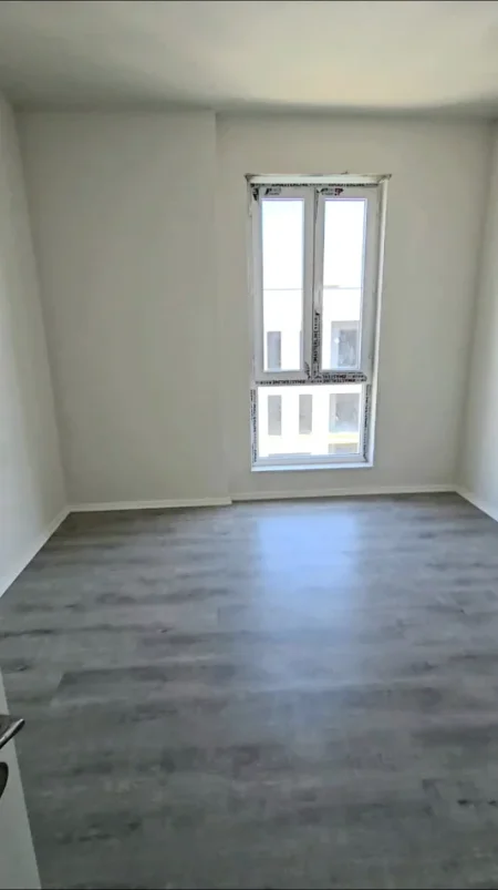 Tirane, jepet me qera apartament 3+1+Ballkon Kati 7, 117 m² 550 € (Univers City)