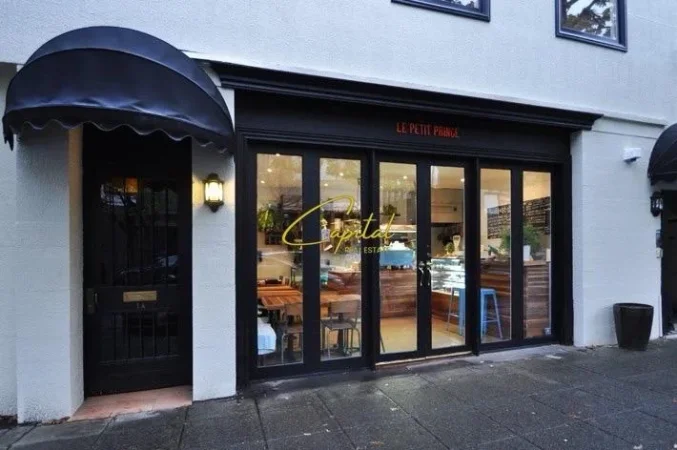 Tirane, jepet me qera ambjent biznesi Kati 0, 50 m² 900 € (RRUGA E DIBRES)