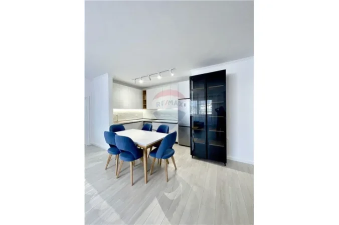 Tirane, jepet me qera apartament 2+1 Kati 6, 75 m² 850 € (Rruga Sami Frasheri)