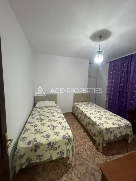 Durres, jepet me qera apartament 2+1 Kati 2, 440 € 