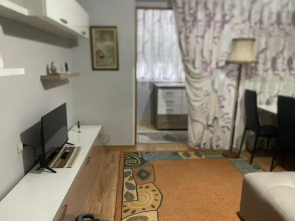 Tirane, jepet me qera apartament 2+1 Kati 5, 60 m² 65000 leke i mobiluar