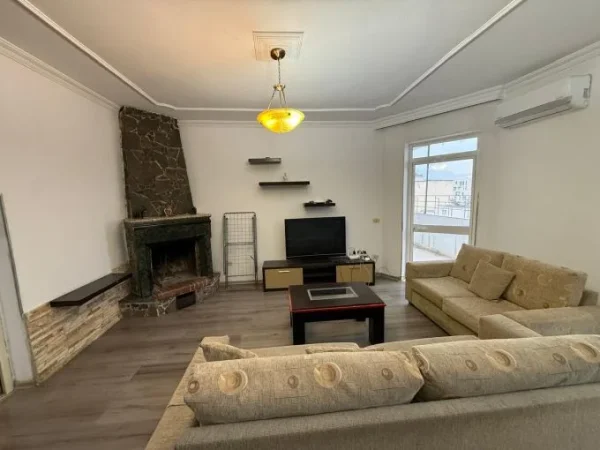 Tirane, jepet me qera apartament 2+1 Kati 6, 120 m² 600 € (kompleksi delijorgji)
