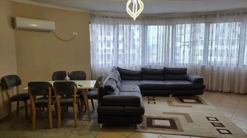 Tirane, shitet apartament 2+1 Kati 7, 110 m² 279.000 € (Rruga e Kavajes)
