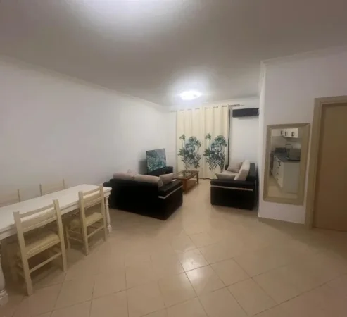 Tirane, jepet me qera apartament 2+1 Kati 8, 80 m² 700 € (Rruga e Elbasanit)