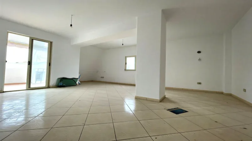 Durres, shitet apartament 1+1 Kati 8, 74 m² 63.410 € (Prane Kazazit)