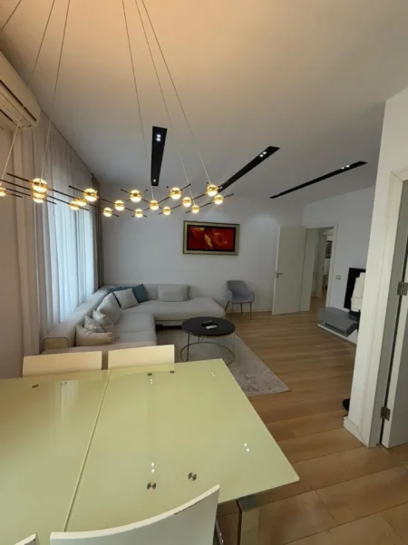 Tirane, shitet apartament 2+1 Kati 5, 104 m² 245.000 € (rruga mine peza)
