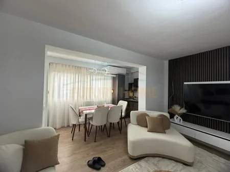 Qera, Apartament 2+1, 21 Dhjetori, Tiranë