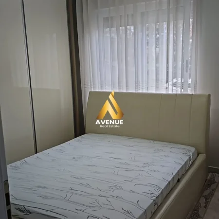 jepet me qera apartament 2+1 , 100 m² 600 € ( Rruga Rrapo Hekali)