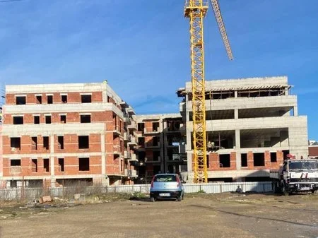 Tirane, shitet apartament 1+1 Kati 3, 72 m² 62.500 € (Kamez)