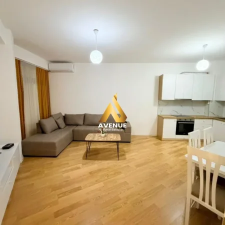 Tirane, jepet me qera apartament 2+1 , 114 m² 600 € (rruga teodor keko)