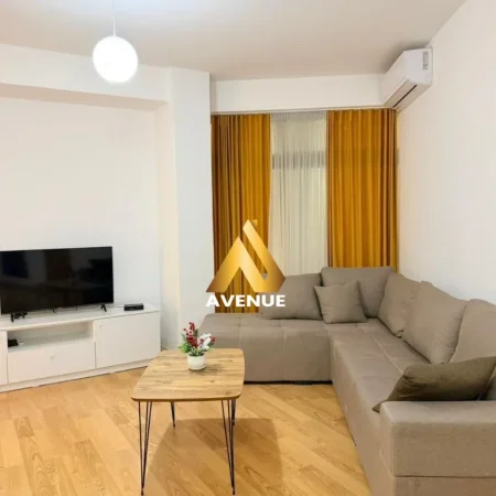 Tirane, jepet me qera apartament 2+1 , 114 m² 600 € (rruga teodor keko)