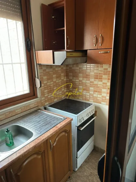 Tirane, shitet apartament 2+1 Kati 2, 73 m² 135.000 € (XHAMLLIKU)