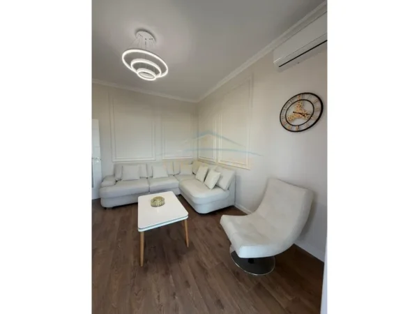 Durres, shitet apartament 2+1 Kati 3, 92 m² 130.000 € (spitali,durres)