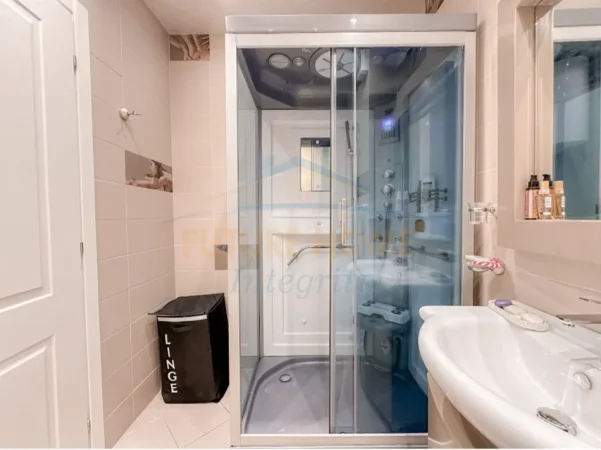 Tirane, jepet me qera apartament 2+1 Kati 2, 90 m² 1.300 € (Kopshti ZOLOGJIK)
