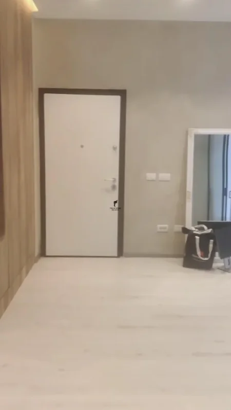 Tirane, jepet me qera zyre Kati 1, 110 m² 2.600 € (BLLOKU)