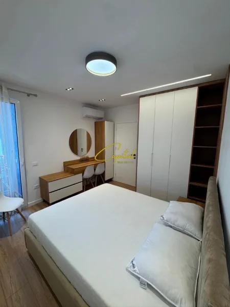 Tirane, jepet me qera apartament 1+1 Kati 9, 50 m² 650 € (KOMPLEKSI DELIJORGJI)