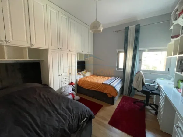 Tirane, shitet apartament 2+1 , 105 m² 270.000 € (ministria e jashtme)