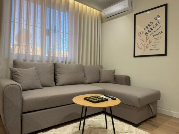 Tirane, shitet apartament 1+1 , 70 m² 193.000 € (21 DHJETORI)