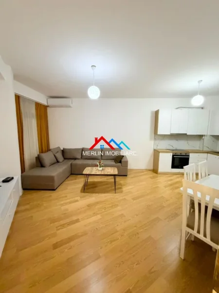 Tirane, jepet me qera apartament 2+1+Ballkon Kati 7, 114 m² 600 € (RRUGA AGIM QARRI,ASTIR)