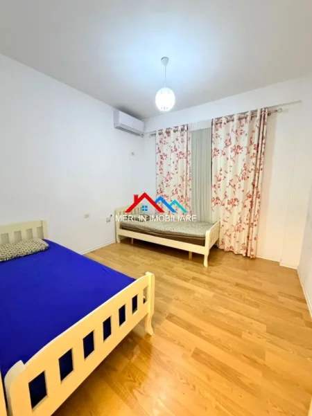 Tirane, jepet me qera apartament 2+1+Ballkon Kati 7, 114 m² 600 € (RRUGA AGIM QARRI,ASTIR)