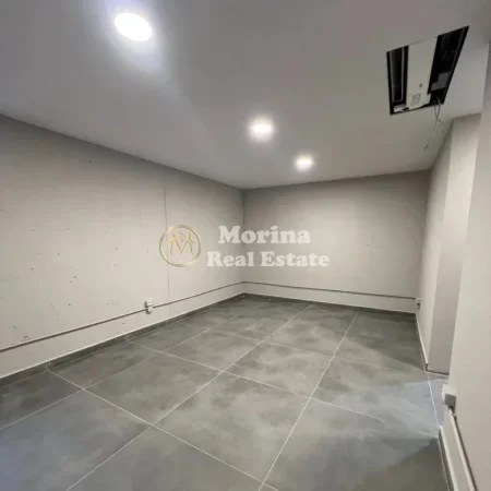 Tirane, jepet me qera Vile 5+1 Kati 1, 420 m² 2.200 € (Liqeni i Thate)