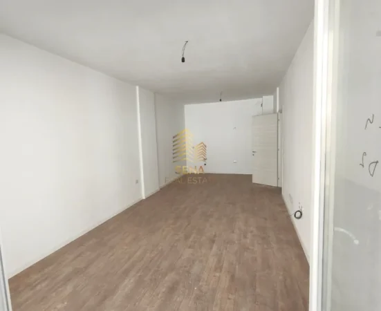 Tirane, shitet apartament 1+1+Ballkon Kati 4, 82 m² 142.000 € (Laprake, Kompleksi E-88)