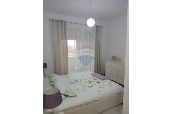 Tirane, jepet me qera apartament 2+1 , 95 m² 650 € (RRUGA SIRI KODRA)
