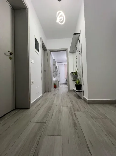 Tirane, jepet me qera apartament 2+1 Kati 3, 96 m² 800 € (RRUGA ELBASANIT)