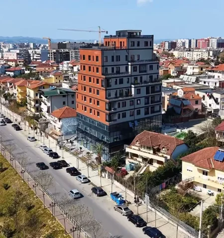 Tirane, jepet me qera Kati 1, 500 m² 8.500 € (BULEVARDI ZHAN DARK)