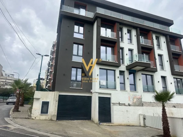 Tirane, shitet ambjent biznesi Kati 0, 1.100 m² 2.500.000 € (KODRA E DIELLIT)