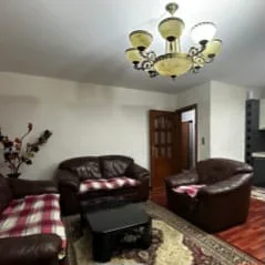 Tirane, jepet me qera apartament 2+1 Kati 5, 85 m² 600 € (Rruga Fortuzi, Mine Peza, Tiranë.)