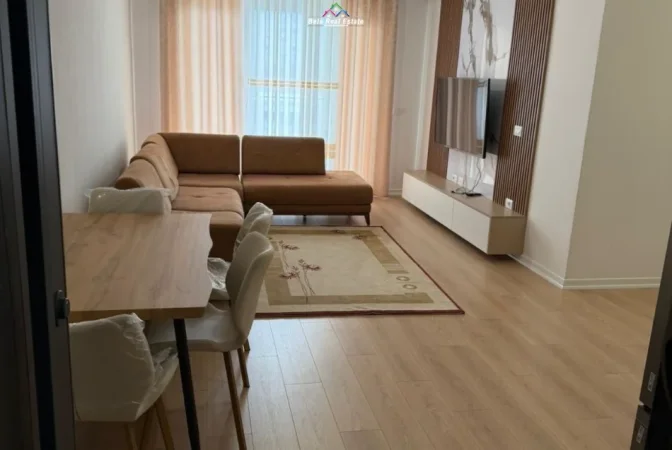Tirane, jepet me qera apartament 2+1 Kati 3, 105 m² 650 € (5 maji)