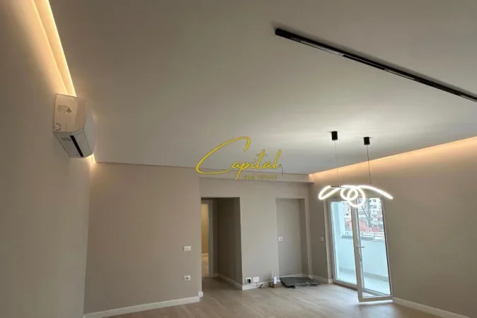 Tirane, jepet me qera zyre Kati 3, 105 m² 850 € (DON BOSKO)