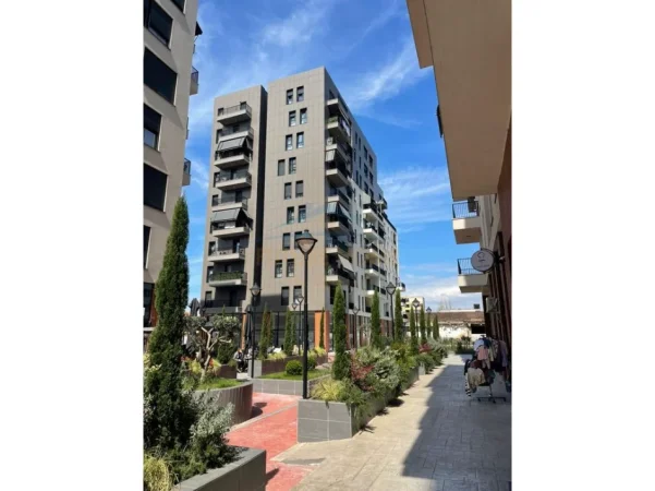 Tirane, shitet apartament 2+1+2 Kati 7, 105 m² 199.900 € (DON BOSKO , Trio Tower)