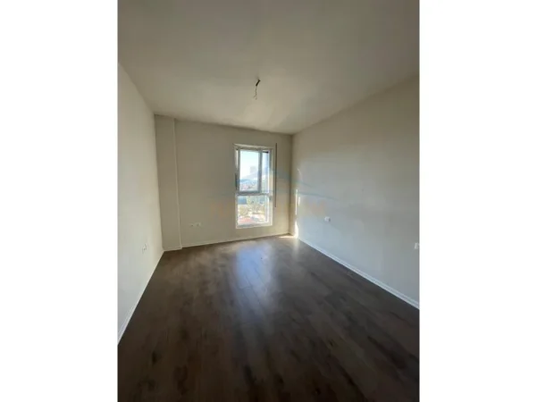 Tirane, shitet apartament 2+1+2 Kati 7, 105 m² 199.900 € (DON BOSKO , Trio Tower)